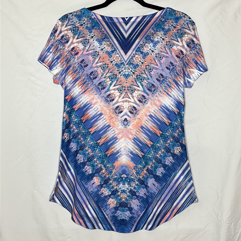 Like New Abstract Print Tee - Picture 3 of 6